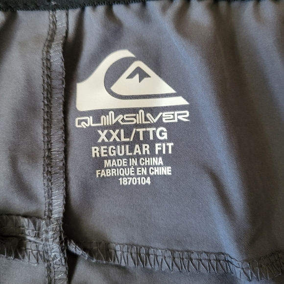 NEW- Quiksilver Gray Men's Shorts, Size XXL - Picture 7 of 8